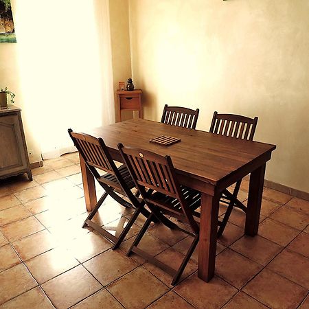 Le Logis De La Fontaine Apartment Ceyreste ภายนอก รูปภาพ