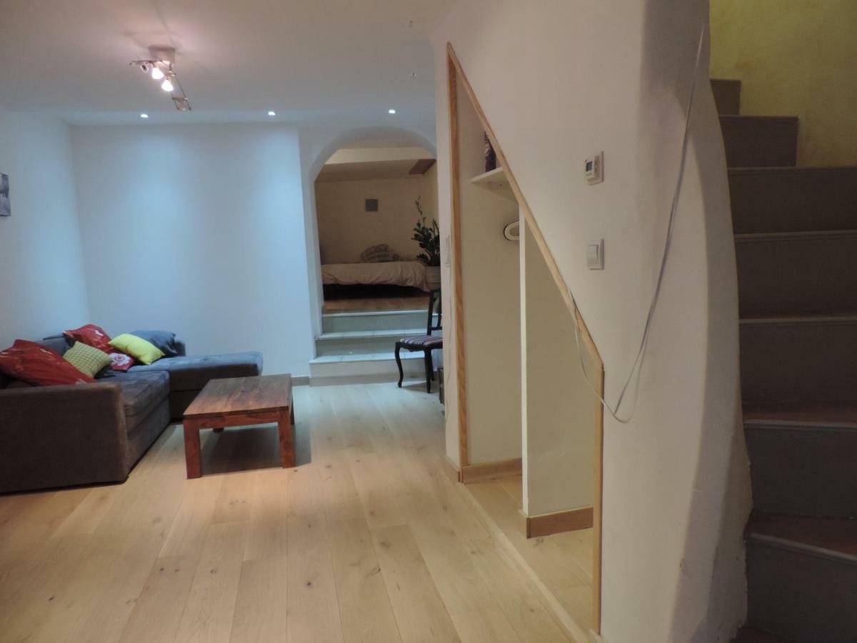 Le Logis De La Fontaine Apartment Ceyreste ภายนอก รูปภาพ